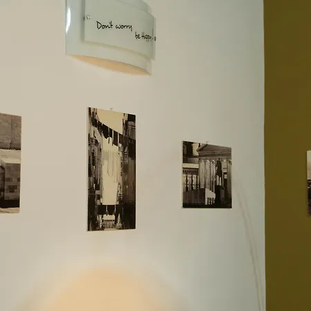 Chiaia Two アパート *